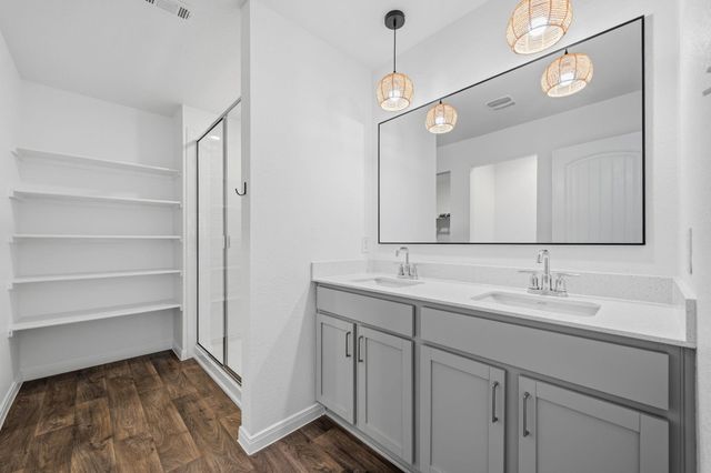 158 Jayden DR, Kyle, TX 78640