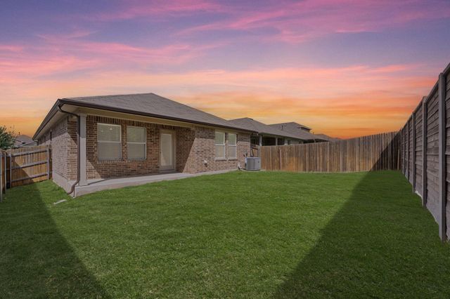 158 Jayden DR, Kyle, TX 78640