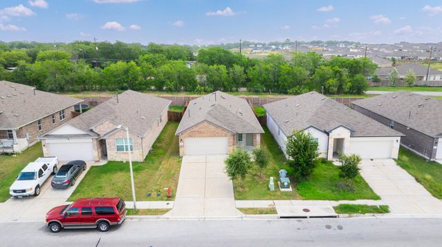 158 Jayden DR, Kyle, TX 78640