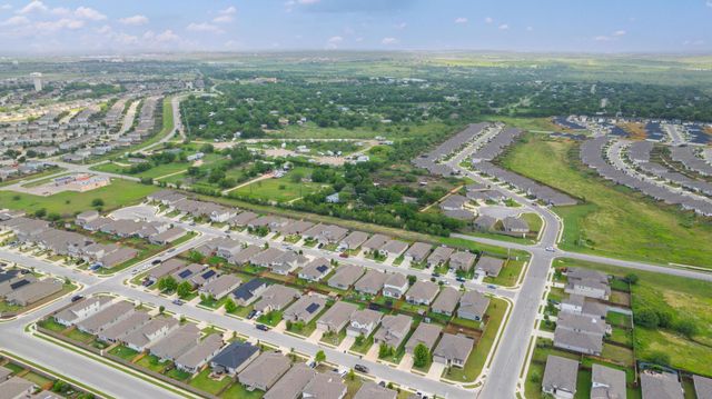 158 Jayden DR, Kyle, TX 78640