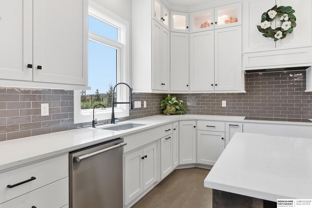 21519 Grover Street, Elkhorn, NE 68022