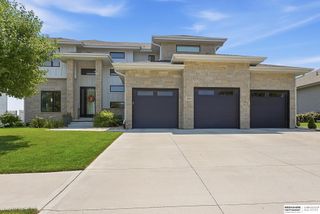 21519 Grover Street, Elkhorn, NE 68022