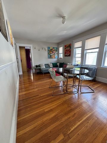 44 Waterhouse St 2, Somerville, MA 02144