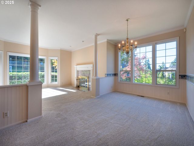 2037 MORNING VIEW Dr, Eugene, OR 97405