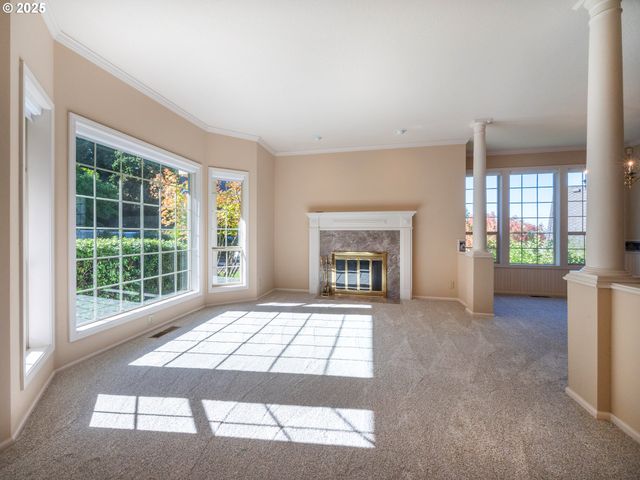 2037 MORNING VIEW Dr, Eugene, OR 97405