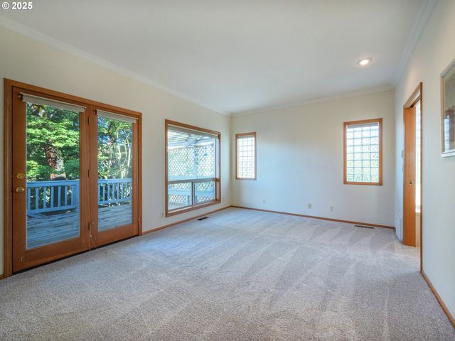 2037 MORNING VIEW Dr, Eugene, OR 97405