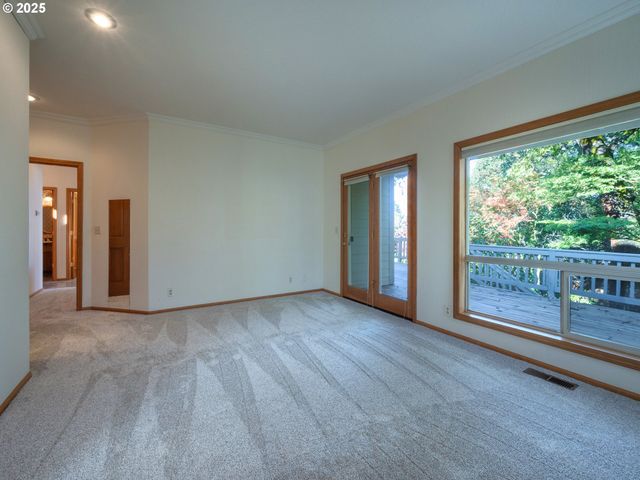 2037 MORNING VIEW Dr, Eugene, OR 97405