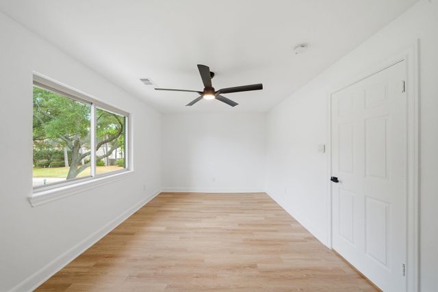 17831 Shadow Valley Drive, Spring, TX 77379