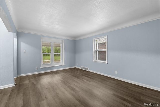 8342 Roselawn Street, Detroit, MI 48204