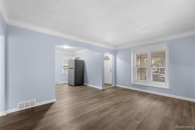 8342 Roselawn Street, Detroit, MI 48204