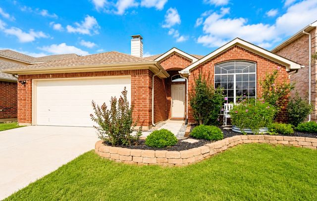 2821 Watercress Drive, Little Elm, TX 75068