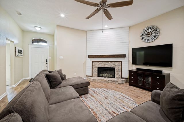 2821 Watercress Drive, Little Elm, TX 75068