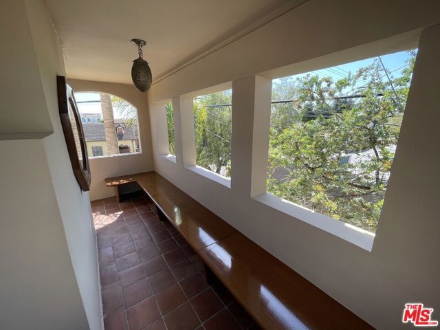 4761 W 12th Street, Los Angeles, CA 90019