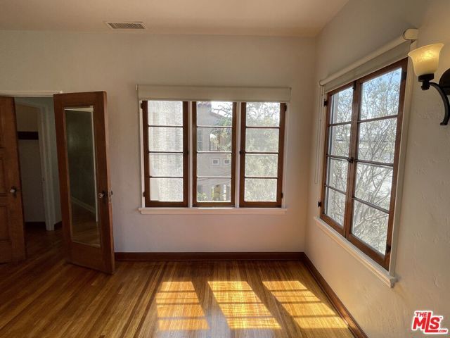 4761 W 12th Street, Los Angeles, CA 90019