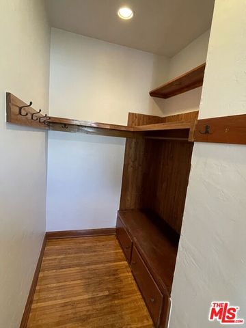 4761 W 12th Street, Los Angeles, CA 90019