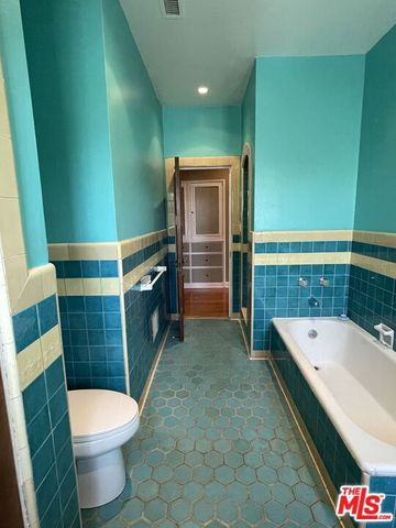 4761 W 12th Street, Los Angeles, CA 90019