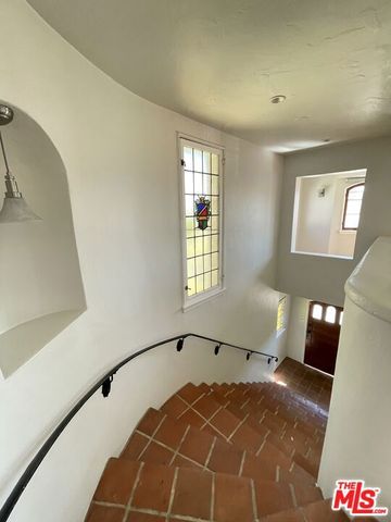 4761 W 12th Street, Los Angeles, CA 90019