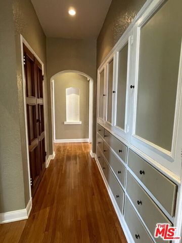 4761 W 12th Street, Los Angeles, CA 90019