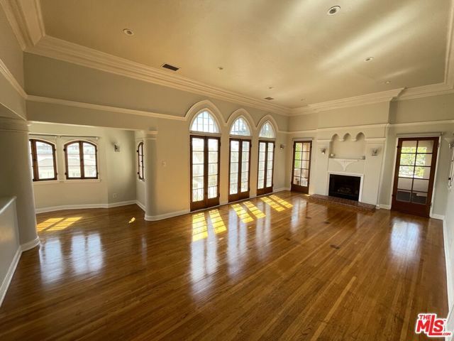 4761 W 12th Street, Los Angeles, CA 90019