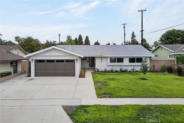 2207 Melody, Fullerton, CA 92831