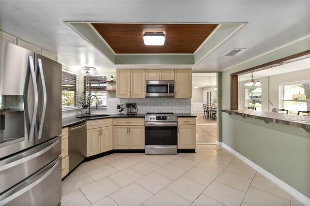 110 E WYNDHAM COURT, Longwood, FL 32779