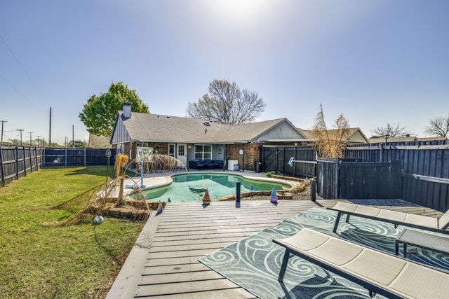 5301 Oceanport Drive, Garland, TX 75043