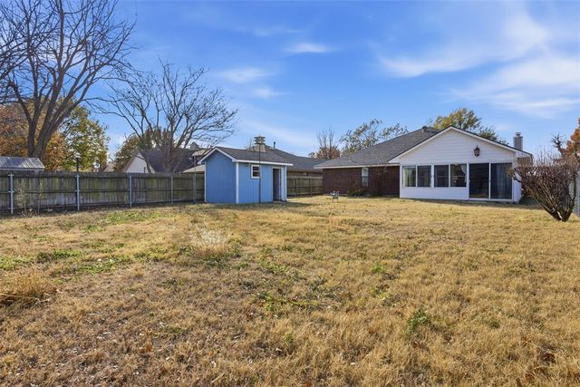 1409 Castlebay Street, Norman, OK 73071