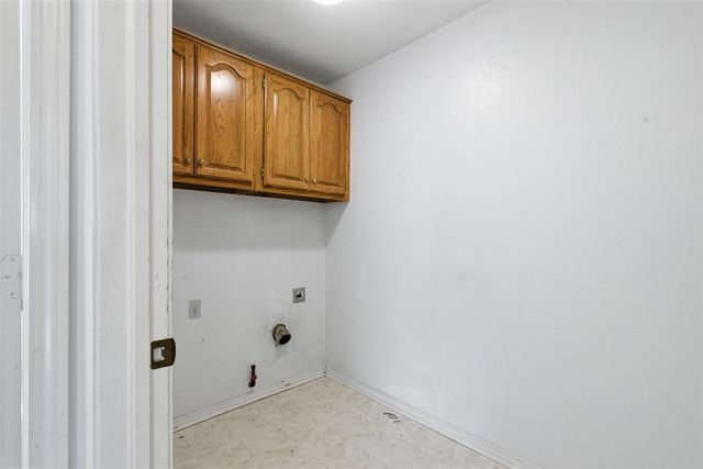 1409 Castlebay Street, Norman, OK 73071