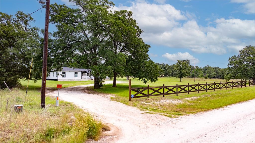 3508 Dick Barnes Loop, Bedias, TX 77831 — photo 3