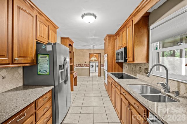 7201 Hopeton Road, Charlotte, NC 28210