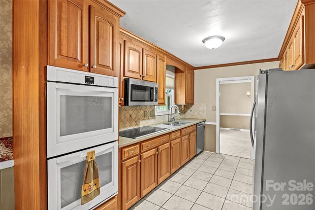7201 Hopeton Road, Charlotte, NC 28210