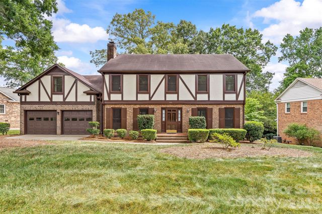 7201 Hopeton Road, Charlotte, NC 28210