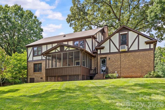 7201 Hopeton Road, Charlotte, NC 28210