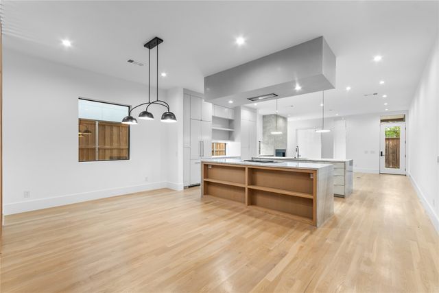 5413 Melrose Avenue, Dallas, TX 75206