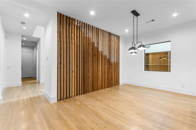 5413 Melrose Avenue, Dallas, TX 75206