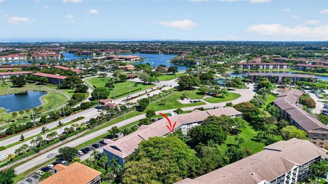 800 SW 137th Ave 411G, Pembroke Pines, FL 33027