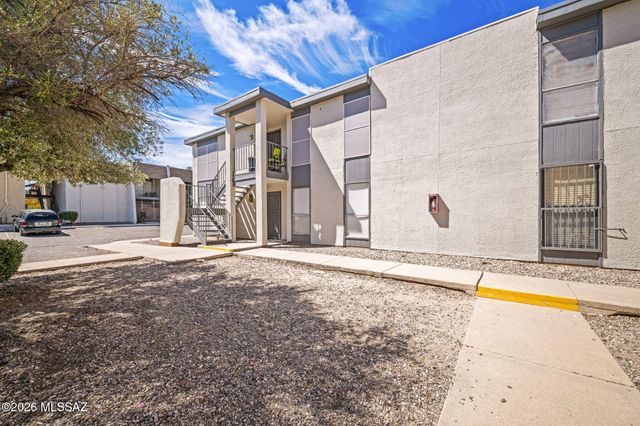 1620 N Wilmot Rd Unit J208, Tucson, AZ 85712
