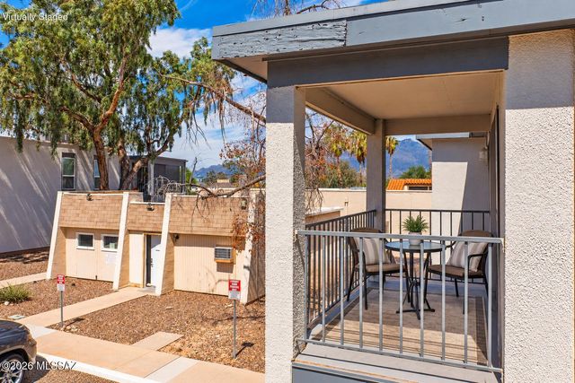 1620 N Wilmot Rd Unit J208, Tucson, AZ 85712