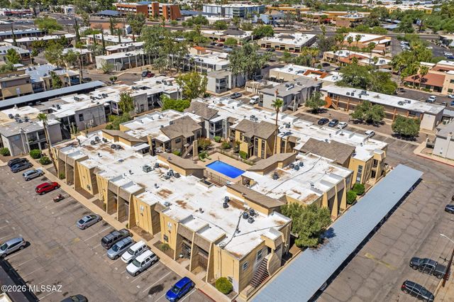 1620 N Wilmot Rd Unit J208, Tucson, AZ 85712