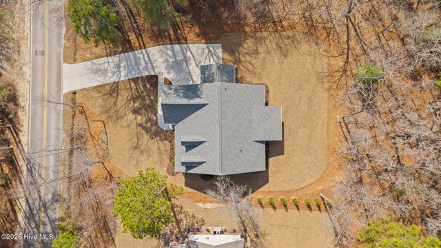 180 Longleaf Drive, Seven Lakes, NC 27376