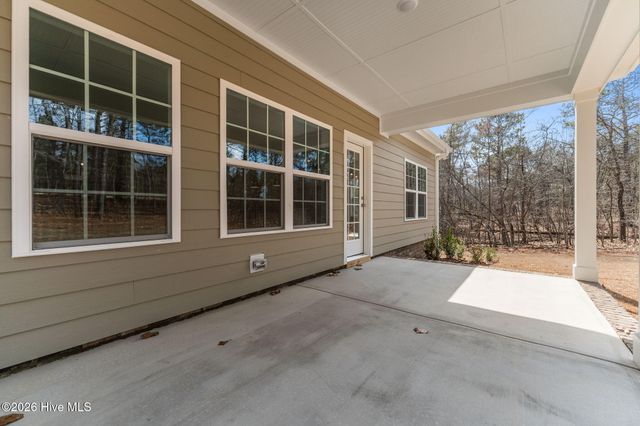 180 Longleaf Drive, Seven Lakes, NC 27376