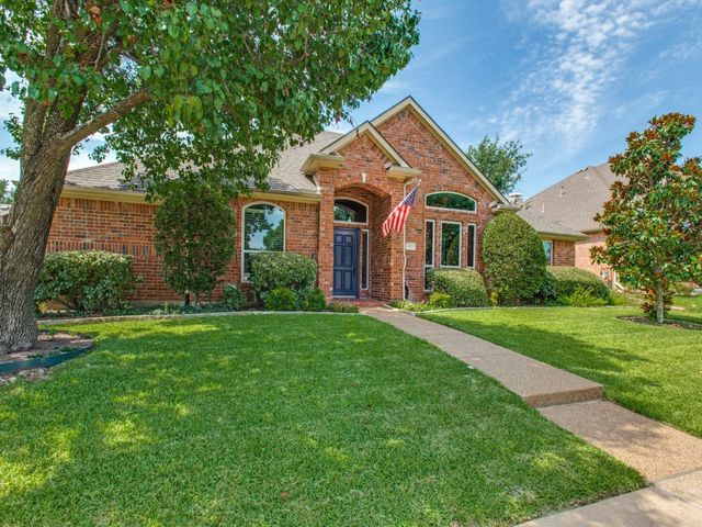 9502 Valley Lake Lane, Irving, TX 75063