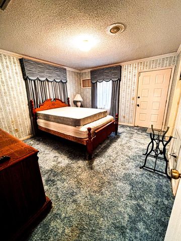 8813 State Highway 10, Shorterville, AL 36373