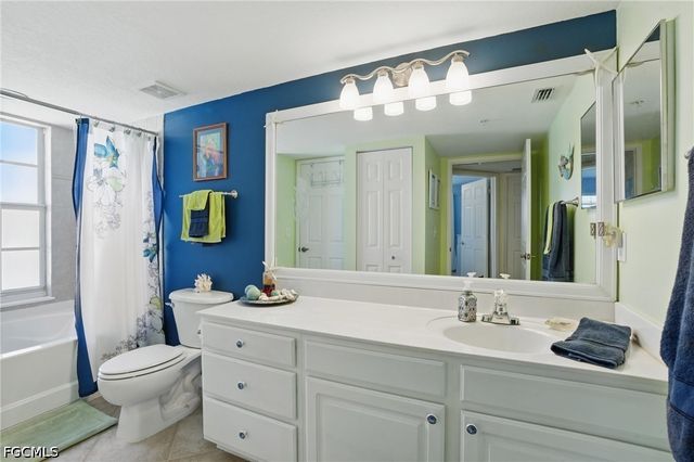 4121 Residence DR 324, Fort Myers, FL 33901