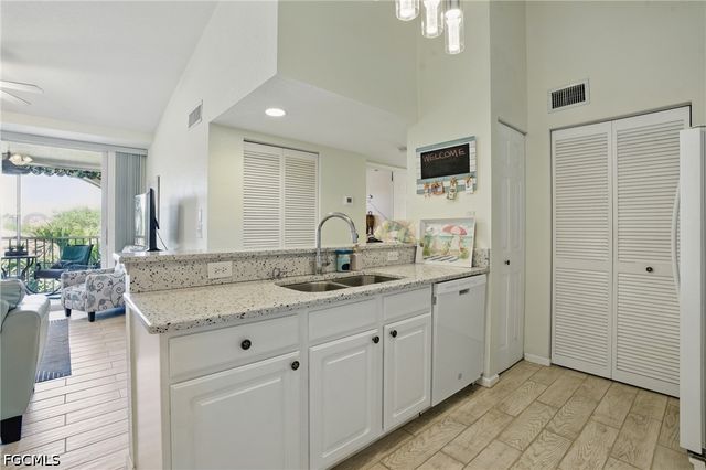 4121 Residence DR 324, Fort Myers, FL 33901