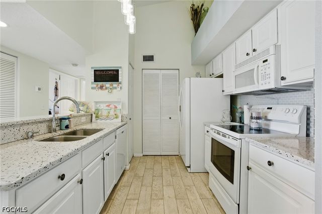 4121 Residence DR 324, Fort Myers, FL 33901