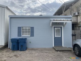 830 W Main Street, Port Lavaca, TX 77979