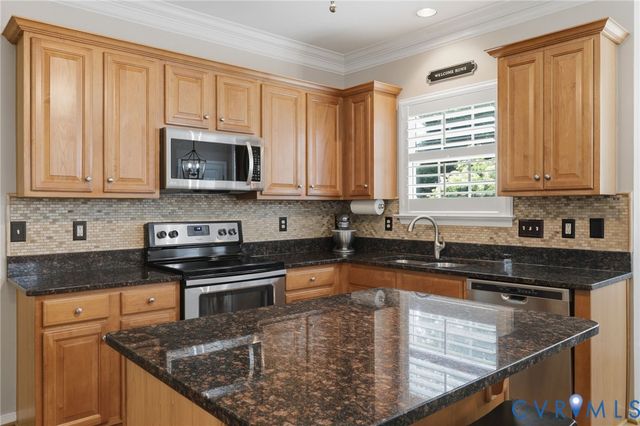 1512 Goswick Ridge Rd, Midlothian, VA 23114