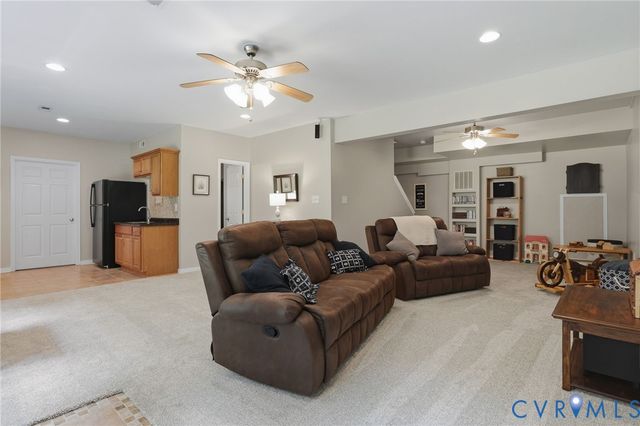 1512 Goswick Ridge Rd, Midlothian, VA 23114