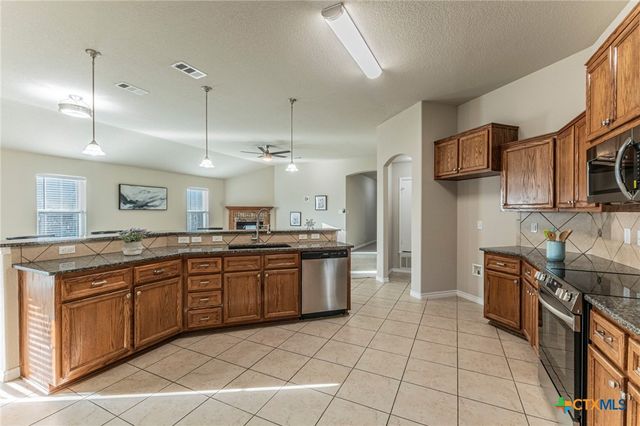 2610 Tarrant County Drive, Killeen, TX 76549